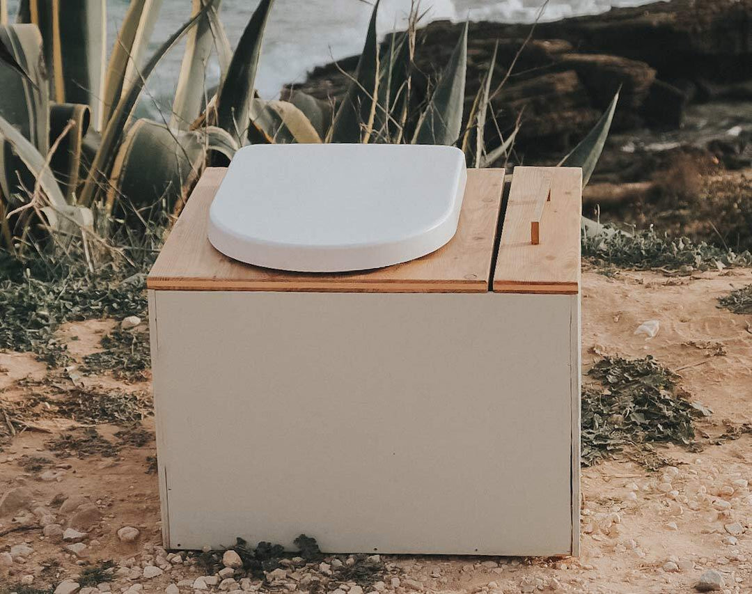 The ultimate guide to building a composting toilet yourself: How can I build a composting toilet myself and what do I need to look out for?