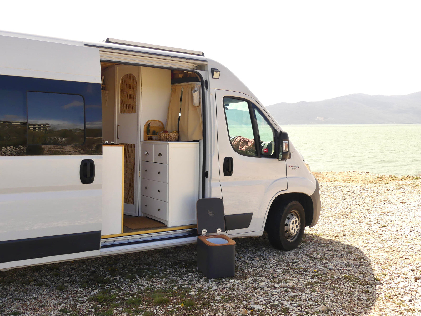 Adventure instead of everyday life: We explore the world with Emily and Dennis from near.so.far