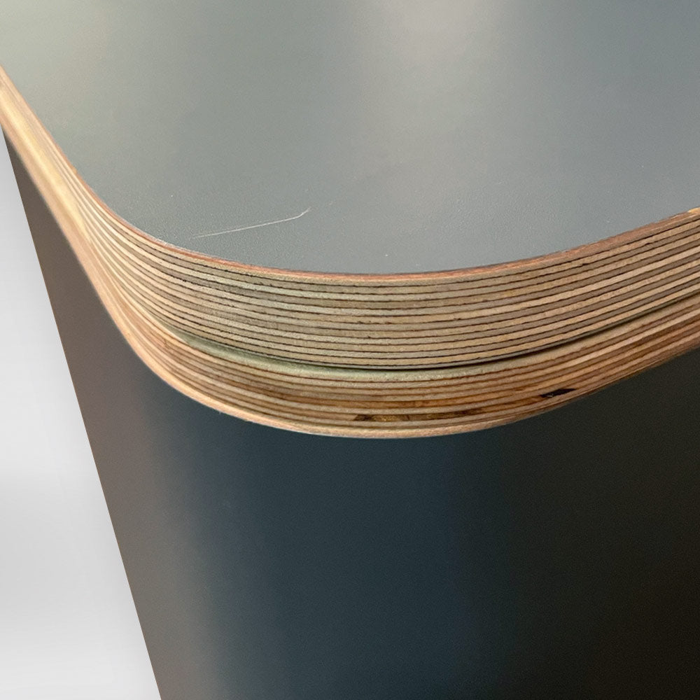 Kratzer an der Trelino Timber Trenntoilette 2. Wahl