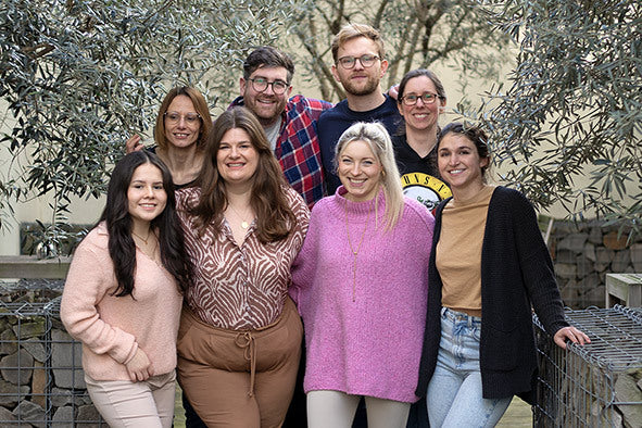 Gemeinsames Foto von sieben Mitarbeiter aus dem Team Trelino.