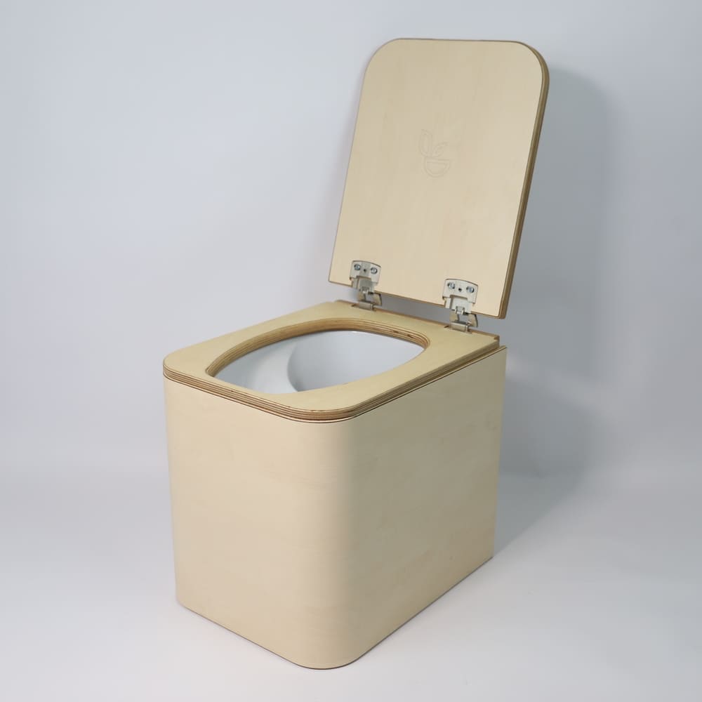Trelino® Timber M • Toilette à séparation en bois avec finition HPL