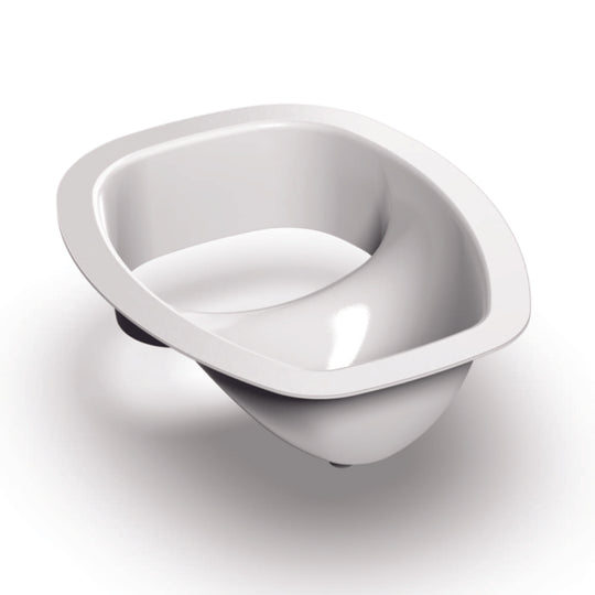 Weißer Trenneinsatz aus Kunststoff mit glatter Oberfläche und rundem Ausschnitt.